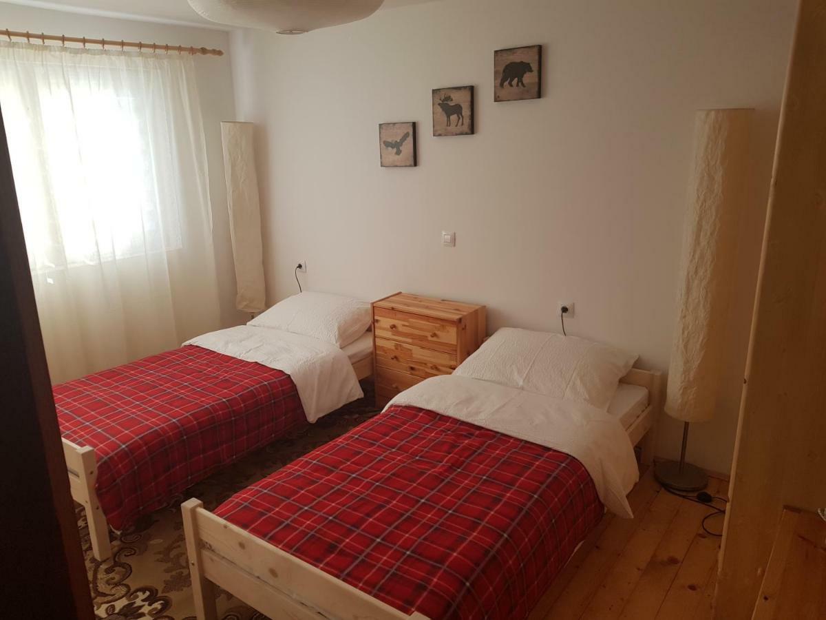 Apartmani Andrej Udbina Exterior photo