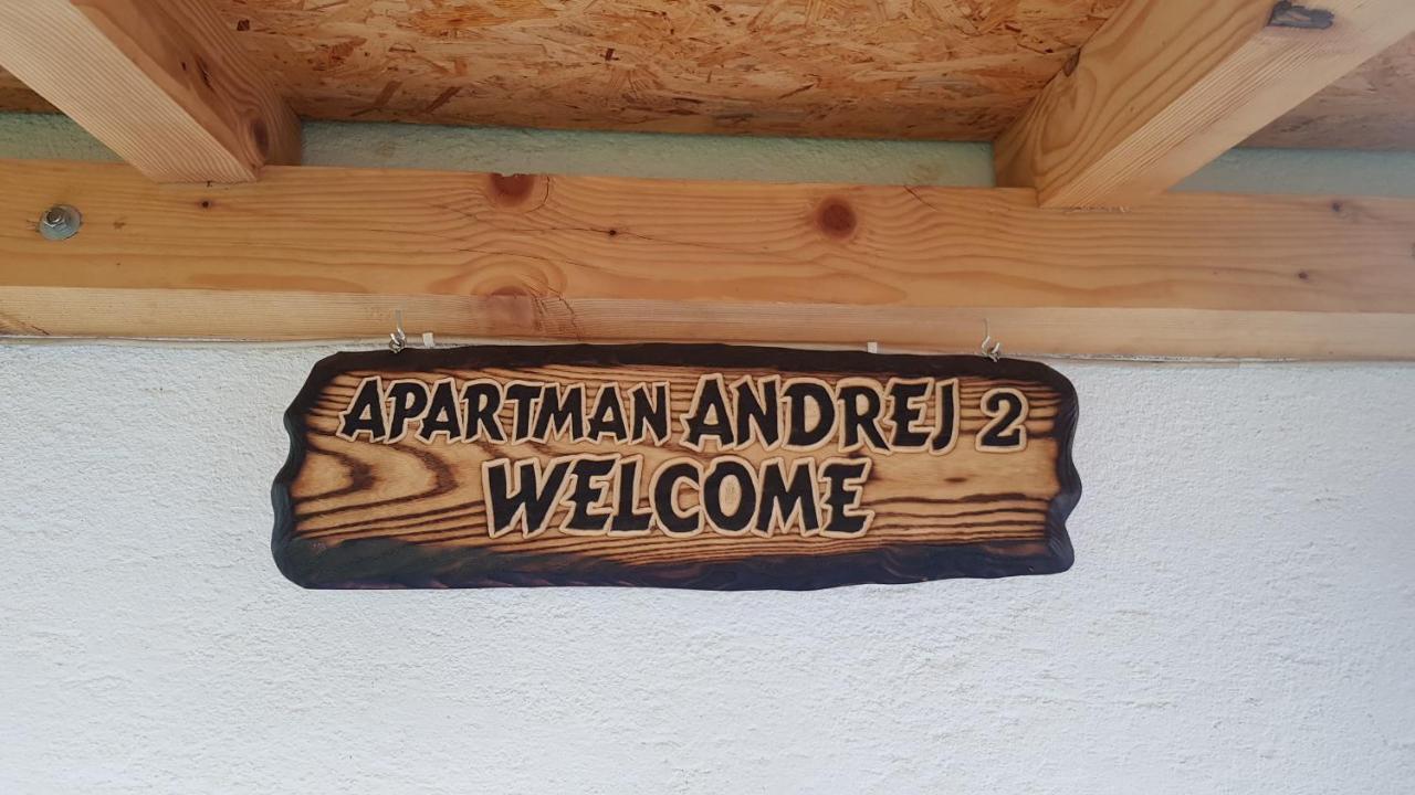 Apartmani Andrej Udbina Exterior photo